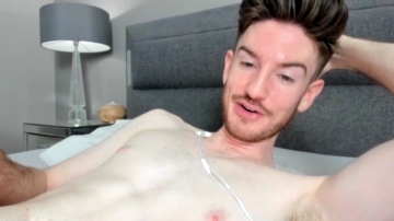 Heyhotty1  12-11-2021 video outfits